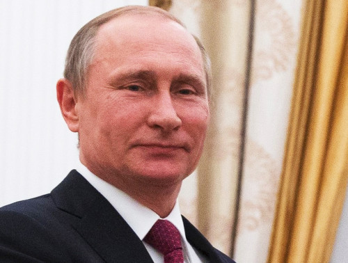 Russlands Präsident Vladimir Putin: Sein Jugendfreund Sergej Roldugin beherrscht Offshore-Firmen, die Putins Netzwerk mit Millionen versorgen (Foto: APA / AFP)