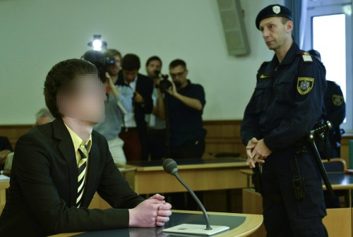 Angeklagter Josef S. vor Gericht. Er sei „offenkundig von purem Hass getrieben“ (Foto: APA/Herbert Neubauer)